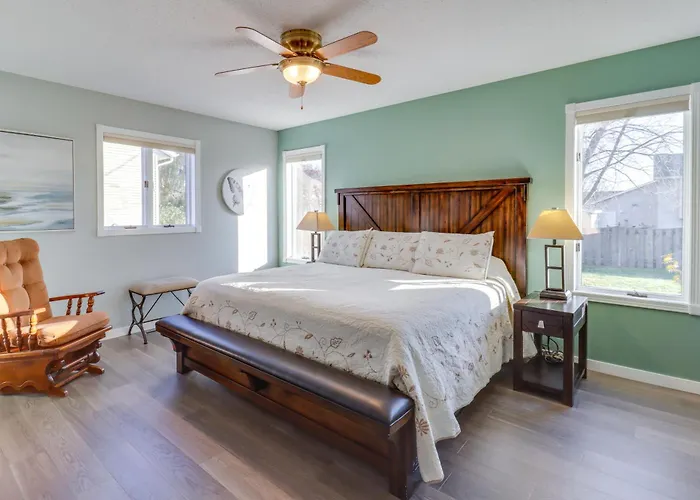 Holiday home Work & Play: Pet-friendly 6 Mi To Dtwn