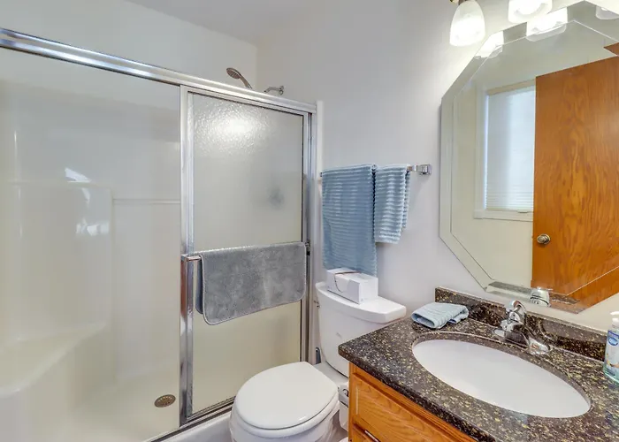Work & Play: Pet-friendly 6 Mi To Dtwn Holiday home Fargo